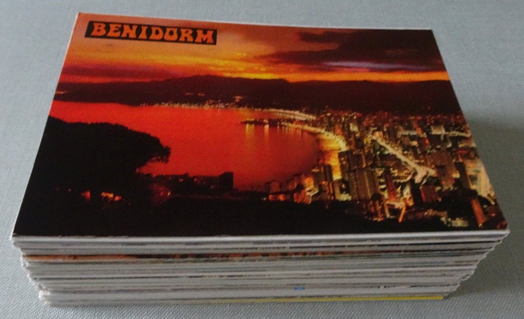 115 POSTKAARTEN VAN BENIDORM, SPANJE, Envoi, Affranchie, Espagne