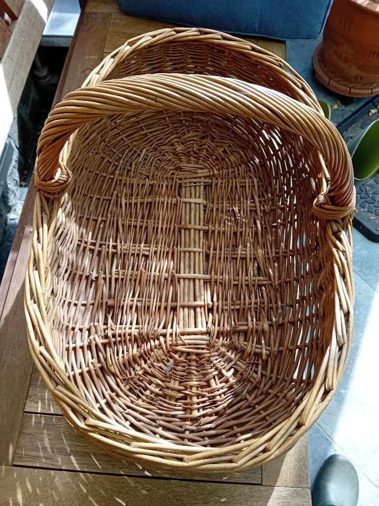 rieten mand, Ophalen, Mand, Zo goed als nieuw, Riet