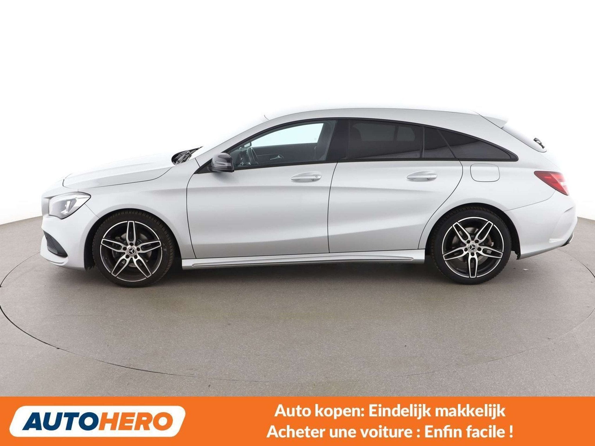 Mercedes-Benz CLA-Klasse 200 CLA 200 Shooting Brake AMG Line, CLA, Gebruikt, https://public.car-pass.be/vhr/30726947-8ee7-4b1b-912a-353af54718c3