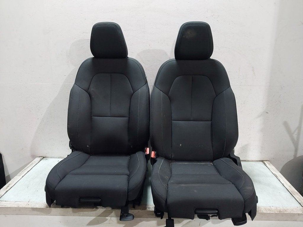 INTERIEUR Volvo EX40 (XZ) (01-2024/-) (|32288537|32288538|), Auto-onderdelen, Dhr. J. Ham, Gebruikt, Administratie@autoham.nl
