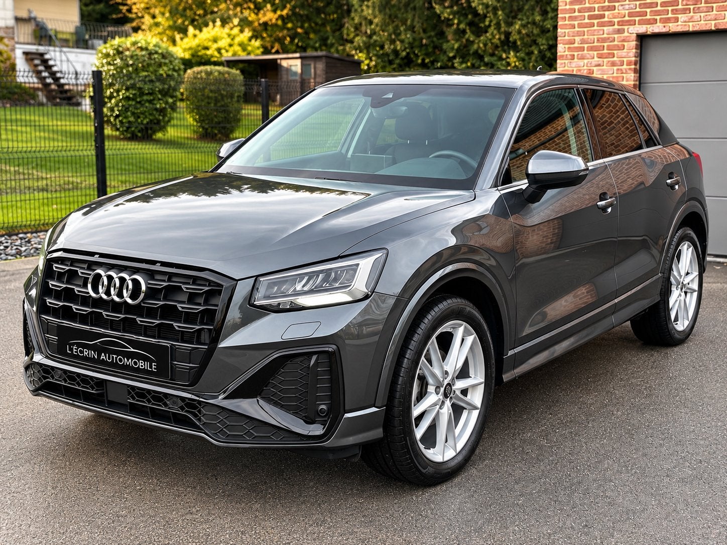 Audi Q2 1.5 TSI S line boite auto Garantie 12 mois!!, Leder, 5 deurs, Particulier, SUV of Terreinwagen
