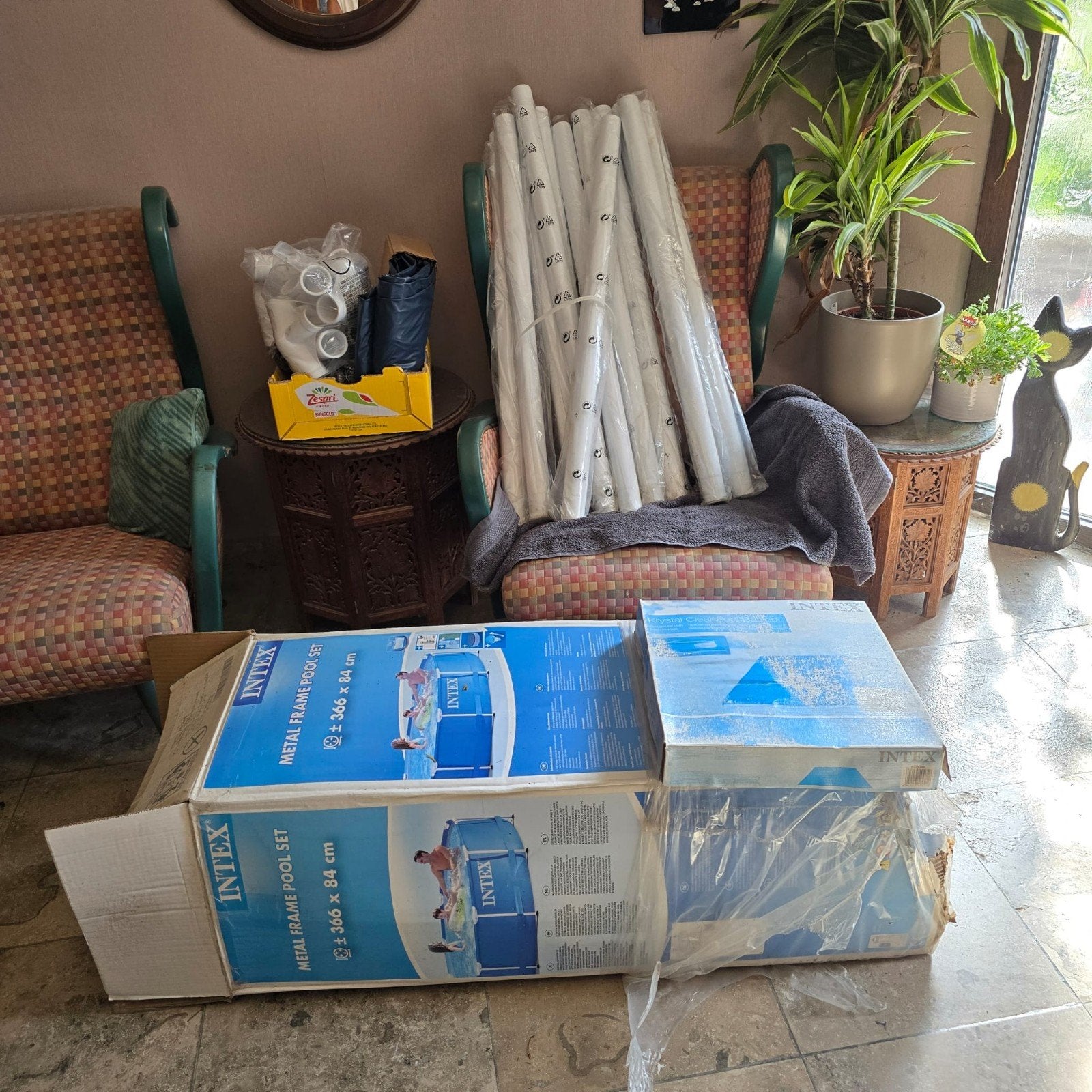 Buiten, embad met gronddoek, Ophalen