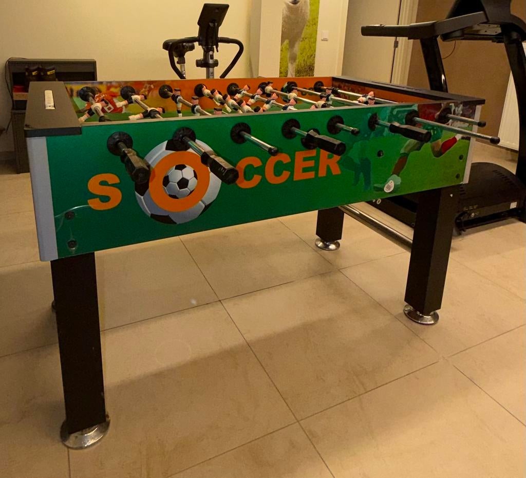 Voetbaltafel – Ideaal voor de speelkamer of garage, Ophalen, Gebruikt