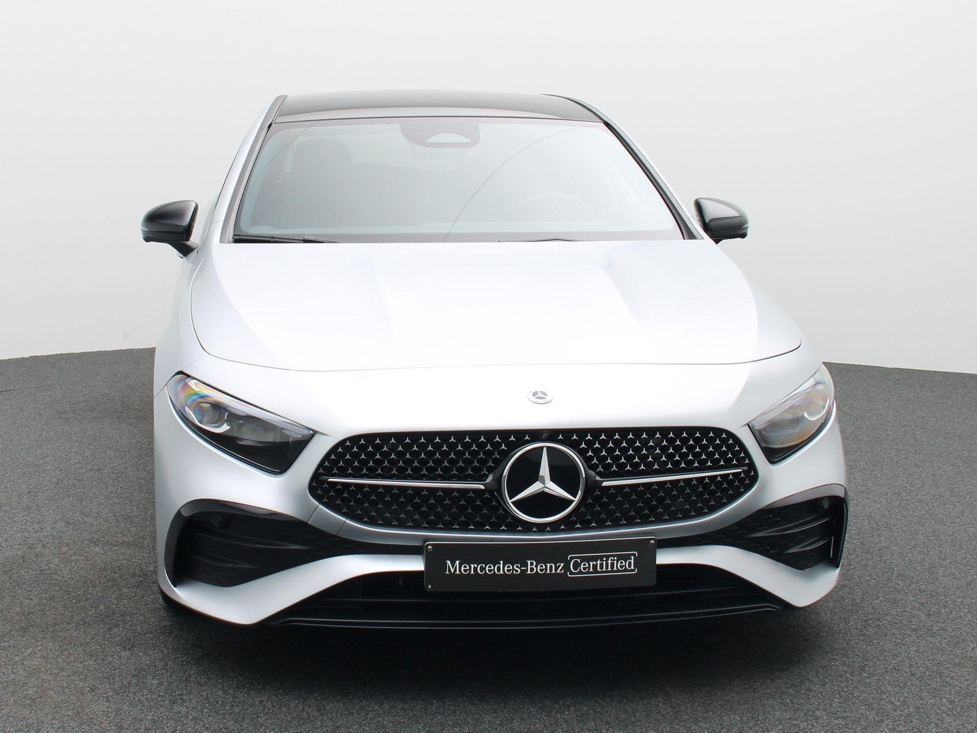 Mercedes-Benz A 180 AMG Line + FULL PPF + HEAD UP + MULTIBEA, Auto's, Mercedes-Benz, Dealer onderhouden, Stof, 4 cilinders, 136 pk