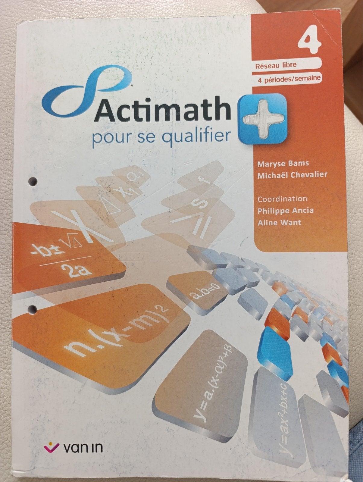 Actimath pour se qualifier + 4 - 4 p/sem. livre-cahier, Livres, Enlèvement ou Envoi, Comme neuf, Mathématiques A