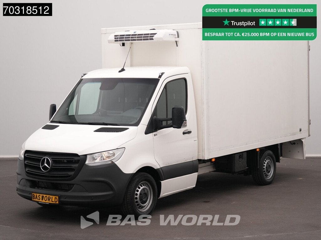 Mercedes Sprinter 314 CDI Automaat Koelwagen Thermo King V-2, Auto's, Bestelwagens en Lichte vracht, Automaat, Stof, Gebruikt