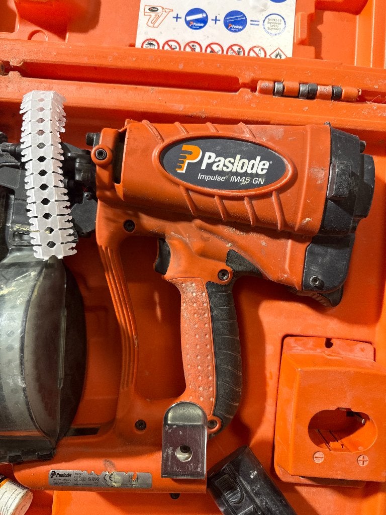 Coueur paslode im45gn, Enlèvement