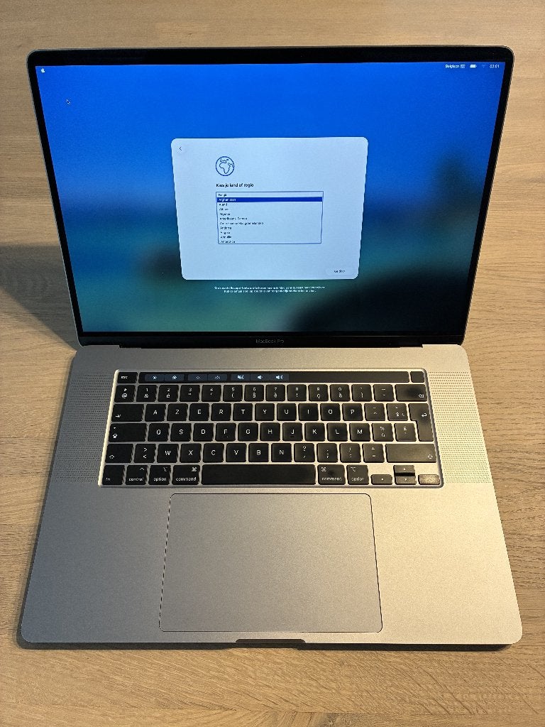 Apple MacBook Pro 16", Gebruikt, 2 tot 3 Ghz, 512 GB, 16 inch