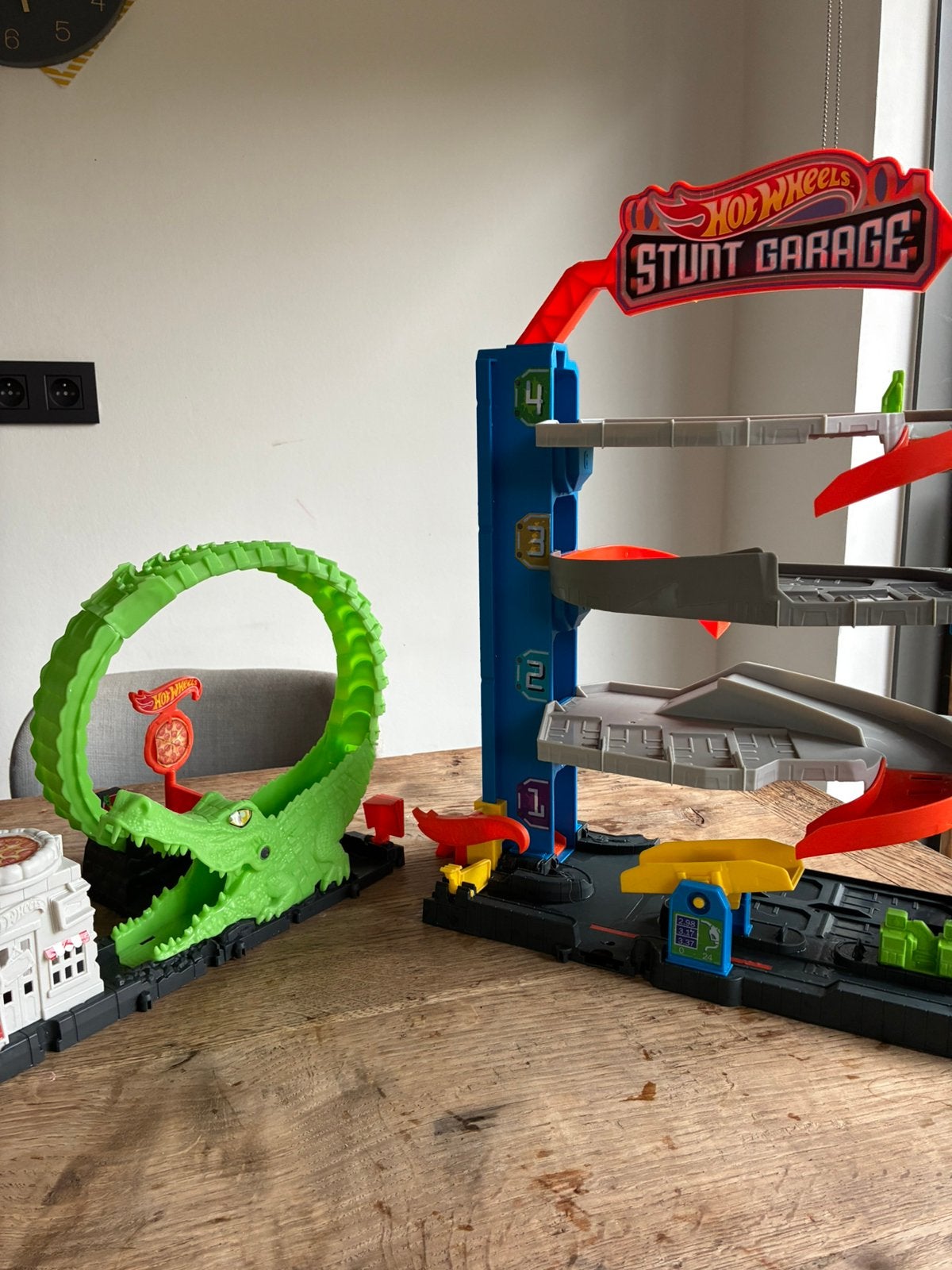 Hot wheels combo, Kinderen en Baby's, Speelgoed | Racebanen, Ophalen, Hot Wheels, Racebaan, Gebruikt