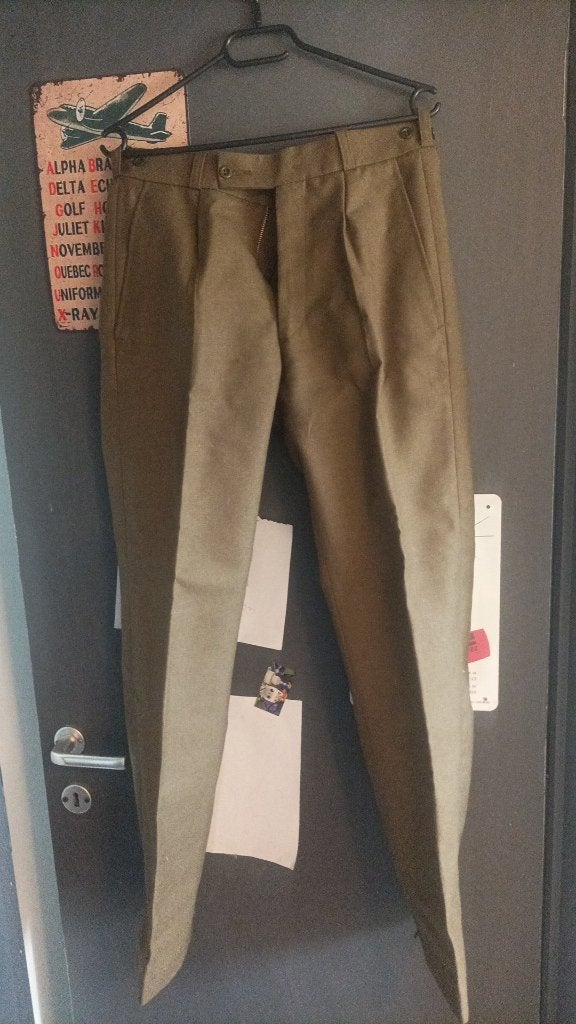 Pantalon militaire belge abl 1977, Enlèvement