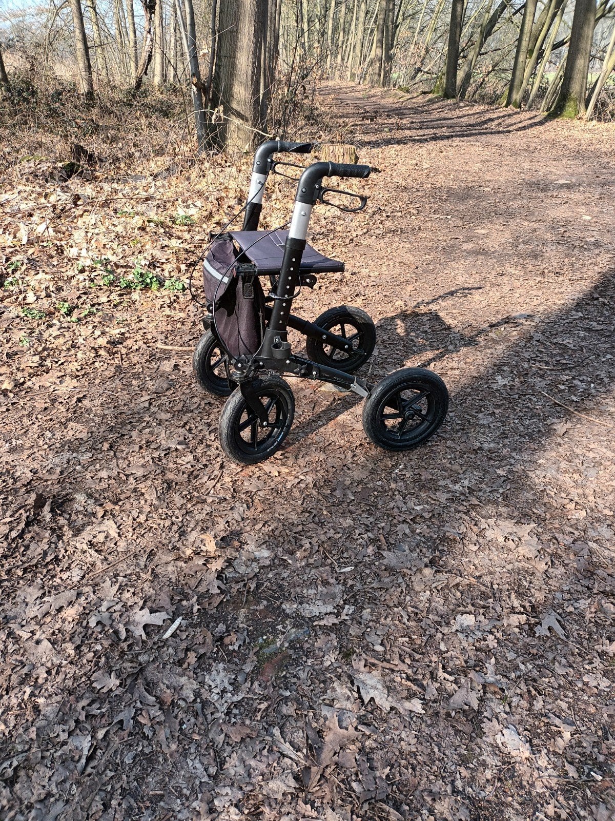 Outdoor rolader, Diversen, Ophalen