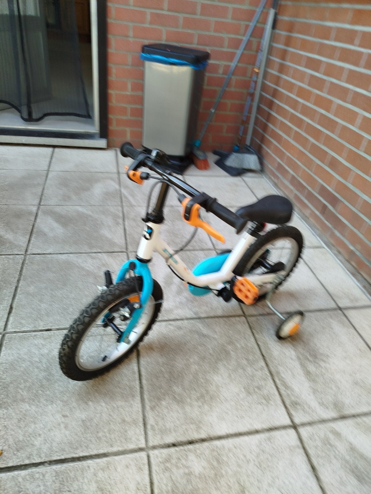 Vélo enfants avec petites roues, Vélos & Vélomoteurs, Enlèvement, Comme neuf, BTwin Décathlon