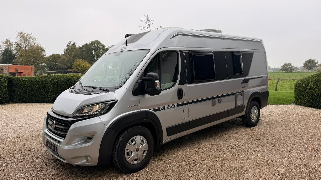 Adria Twin 600 SPB Plus, Caravans en Kamperen, Buscamper of Camperbus, Ringverwarming, Fiat, Tot en met 2