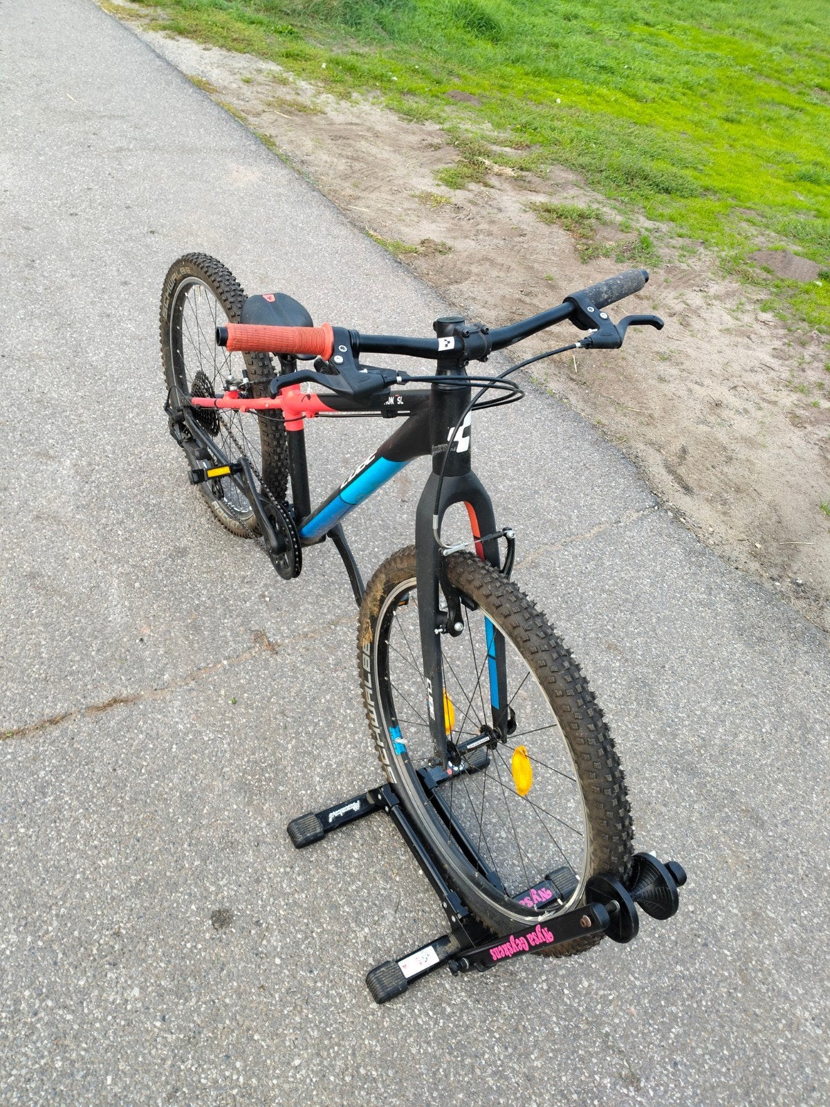 réaction cubique, Vélos & Vélomoteurs, Frein sur jante, Comme neuf, Enlèvement, Moins de 45 cm