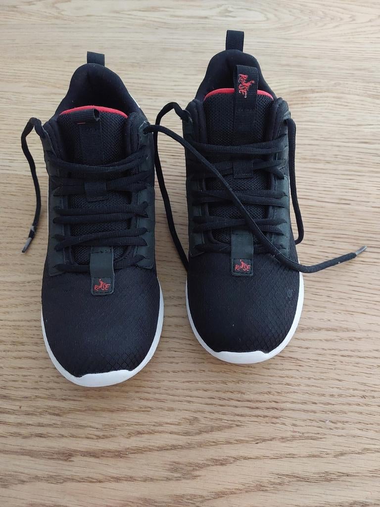 Basketbalschoenen Rise, Sport en Fitness, Basketbal, Ophalen of Verzenden