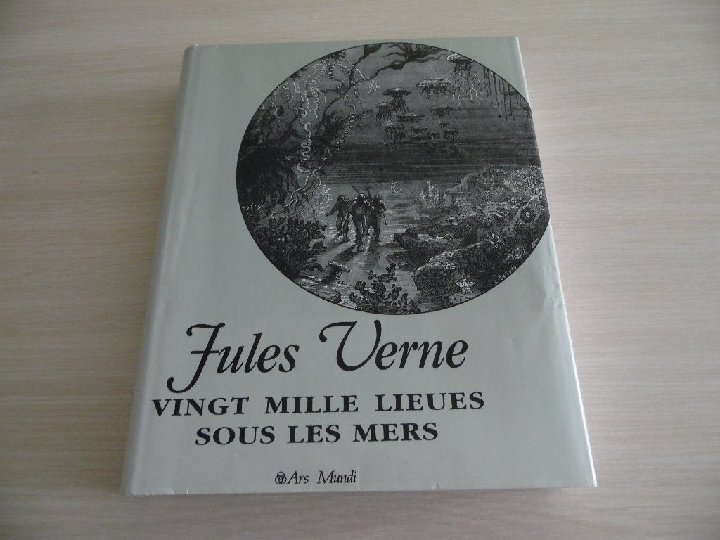 VINGT MILLE LIEUES SOUS LES MERS   JULES VERNE, Enlèvement ou Envoi, Comme neuf, Jules Verne, Europe autre