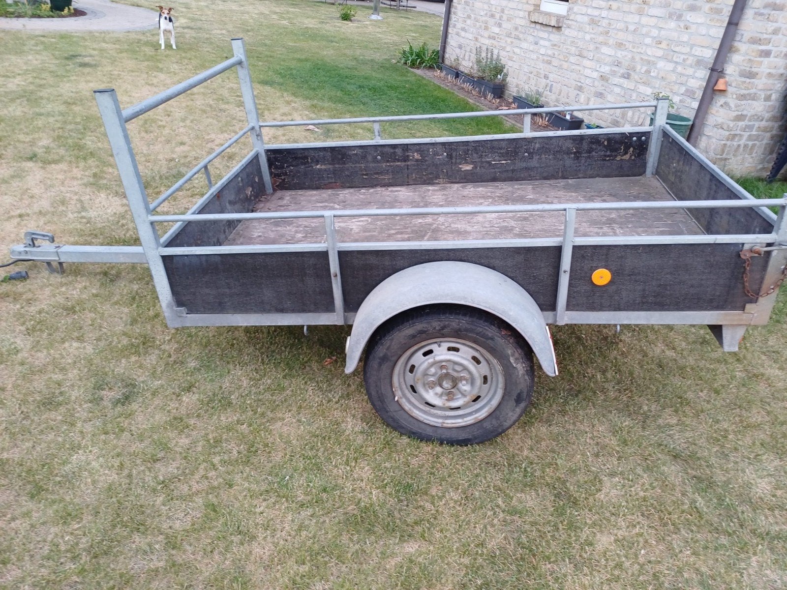 Aanhangwagen met reservewiel, max 750 kg, Enlèvement, Utilisé