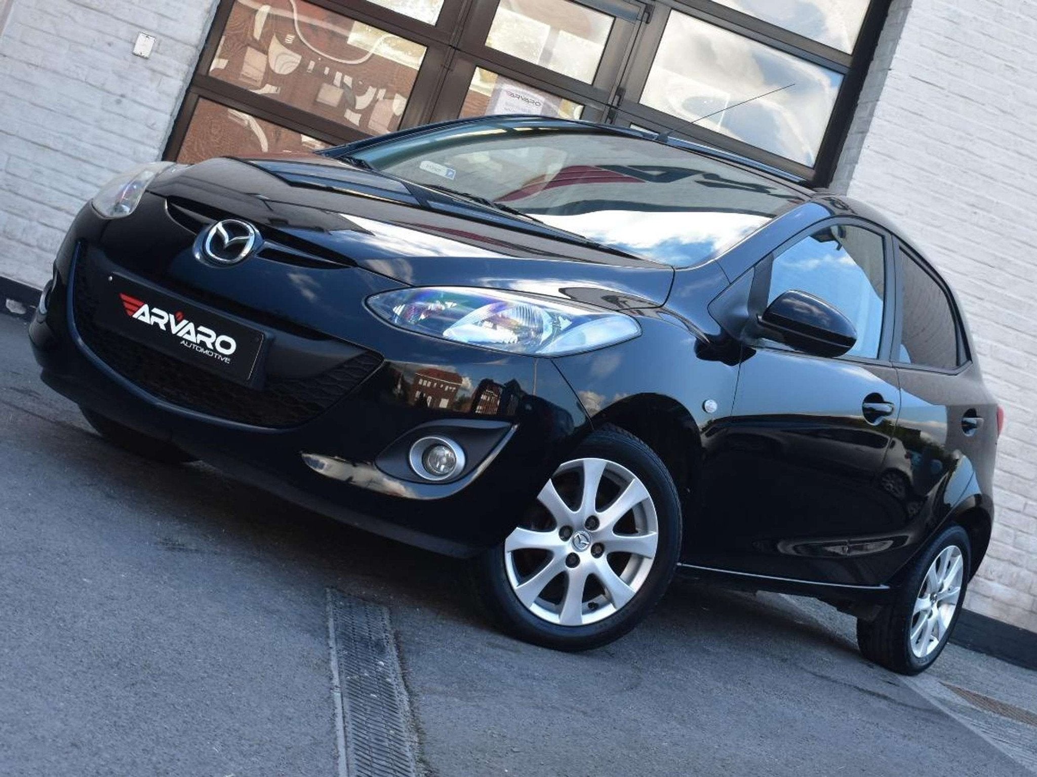Mazda 2 1.3i Sport / Verw Zetels / Airco / 1e eig / Topstaat, Auto's, Voorwielaandrijving, Euro 5, Stof, Gebruikt