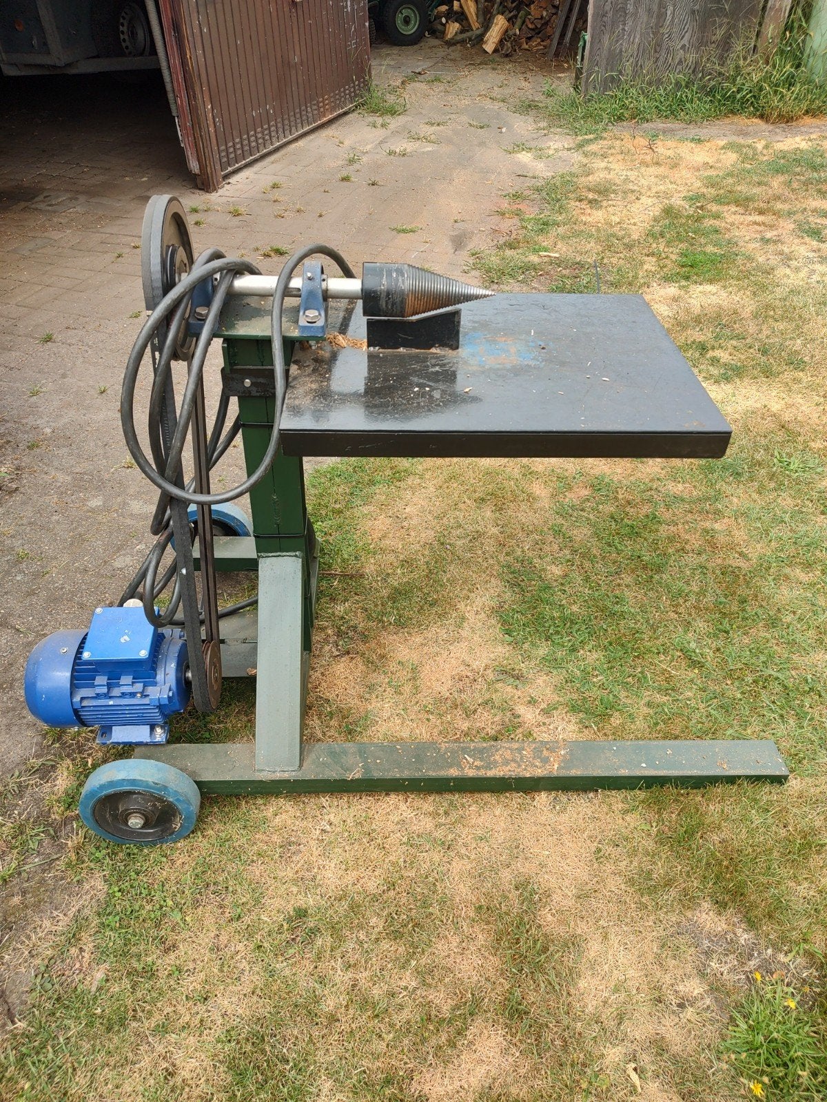 kliefmachine  met worm, Ophalen