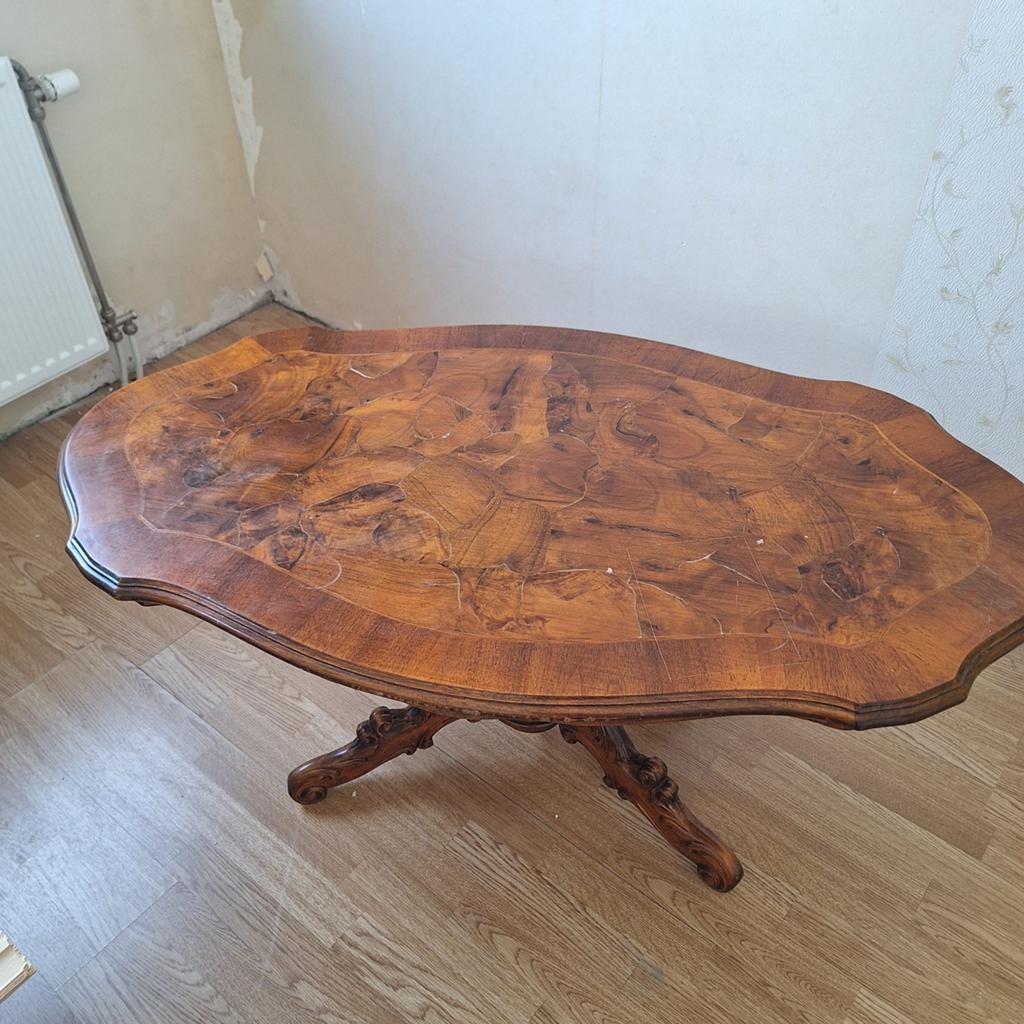 table de salon, Enlèvement