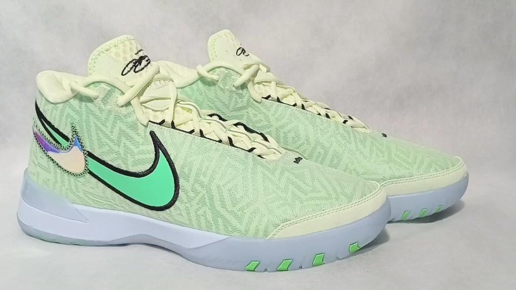 Nike Lebron NXXT Genius - Maat 47 - Nieuw - #53#, Vêtements | Hommes, Chaussures, Neuf, Enlèvement ou Envoi, Autres couleurs, Nike