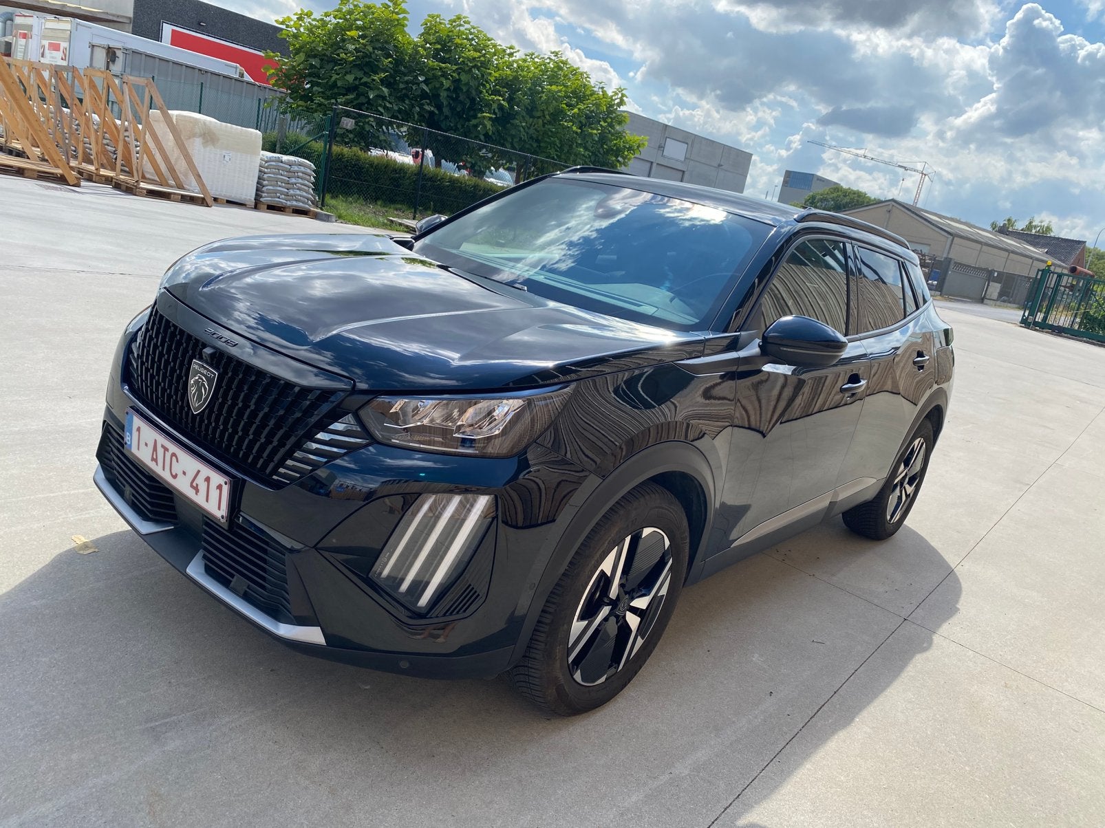 Peugeot 2008 1.2 puretech allure s, Autos, Peugeot, Achat, Euro 6, Noir, 96 kW