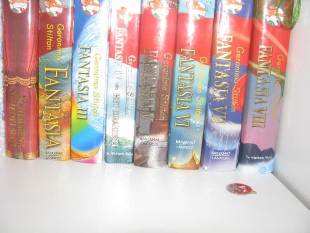 Geronimo Stilton Fantasia 1 - 3 - 4 - 5 - 6 - 7 en 8, Boeken, Ophalen, Gelezen