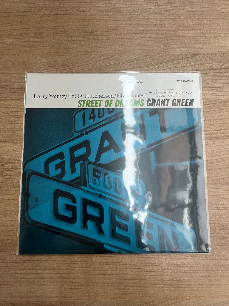 GRANT GREEN - STREET OF DREAMS (Blue Note 75th anniversary), Cd's en Dvd's, LP, Ophalen of Verzenden, Zo goed als nieuw, Beschermende buitenhoes