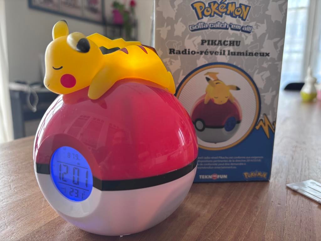 Pokemon Pikachu radiowekker, Ophalen, Gebruikt