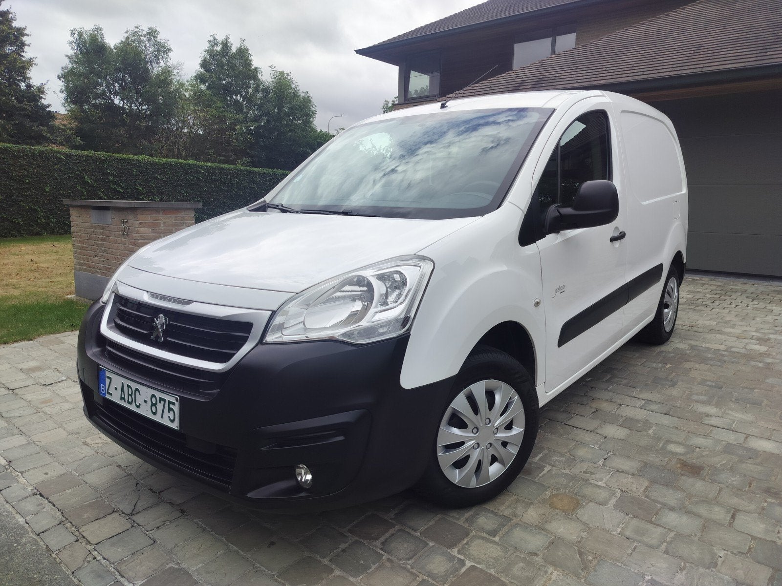 PEUGEOT PARTNER 2018 • BTW • 74810KM • 1J GARANTIE, Autos, Euro 6, 3 places, Boîte manuelle, Entretenue par le concessionnaire
