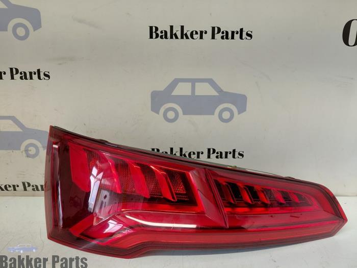 Achterlicht links van een Audi Q5, Auto-onderdelen, Verlichting, Gebruikt, -, -, Audi