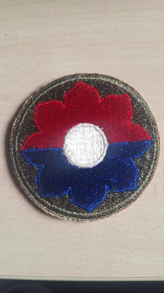 Insigne 9th division d'infanterie US ww2, Autres