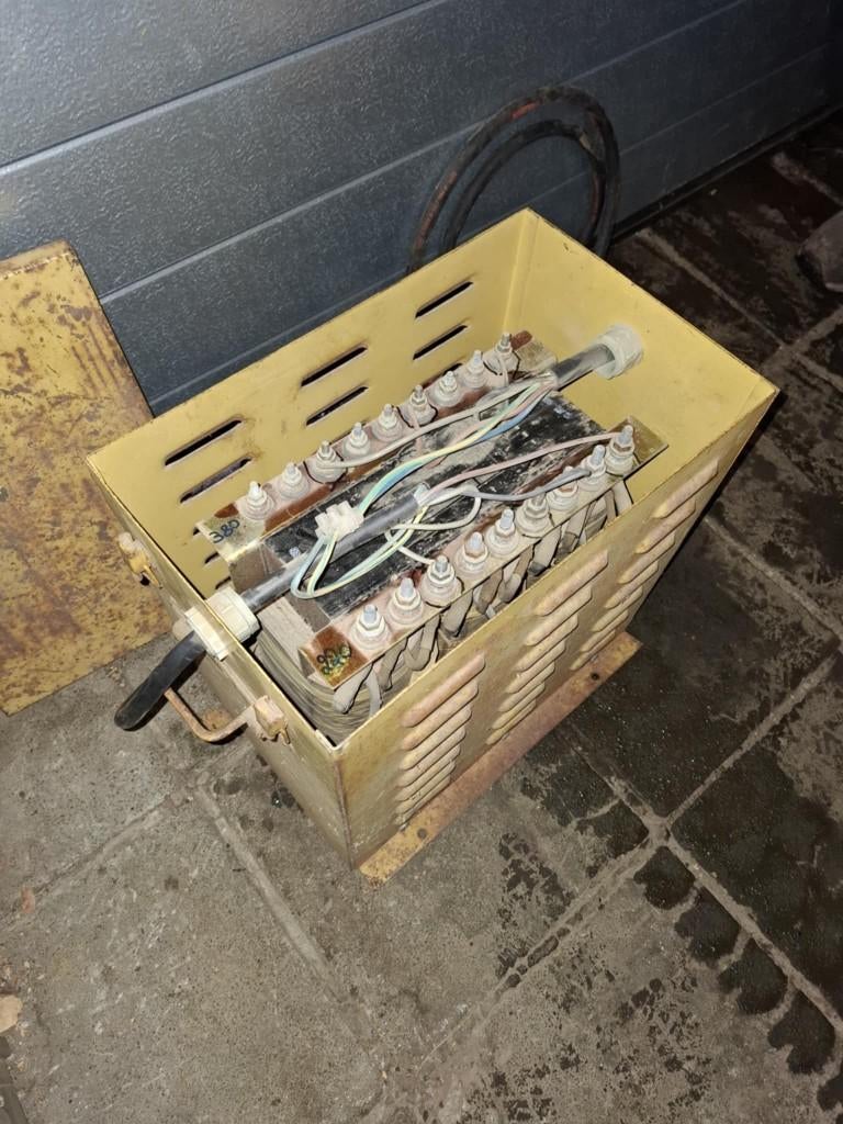 Transformateur de courant 15 kva, Bricolage & Construction, Électricité & Câbles, Enlèvement
