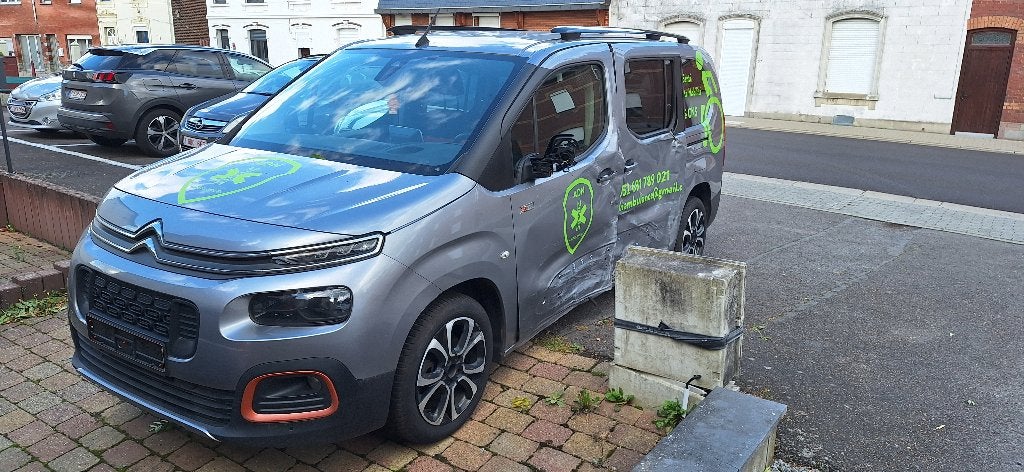 Citroen berlingo 1.5 hdi 130 ch pour pieces, Auto diversen, Monovolume, Citroën, Diesel, Zilver of Grijs