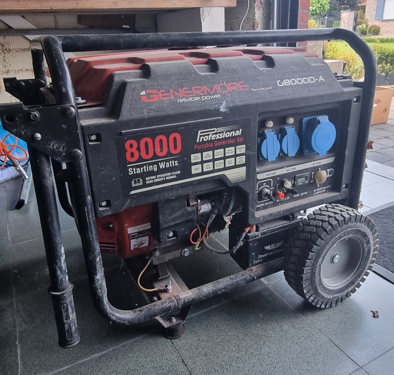 Genermore G8000D-A 8000 W-generator moet worden gereviseerd, Benzine, Elektrisch startend