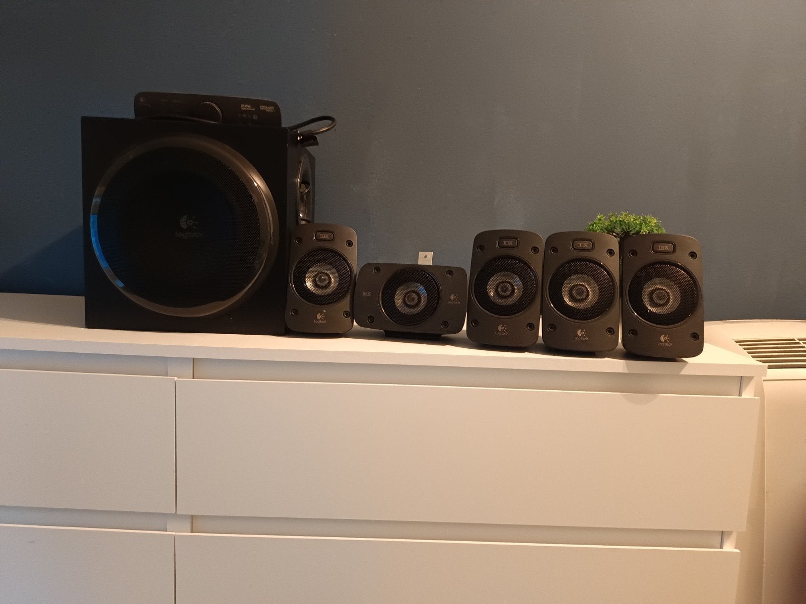 Logitech Z906 5.1 THX — 500 W RMS — Krachtig thuisbioscoopge, Ophalen