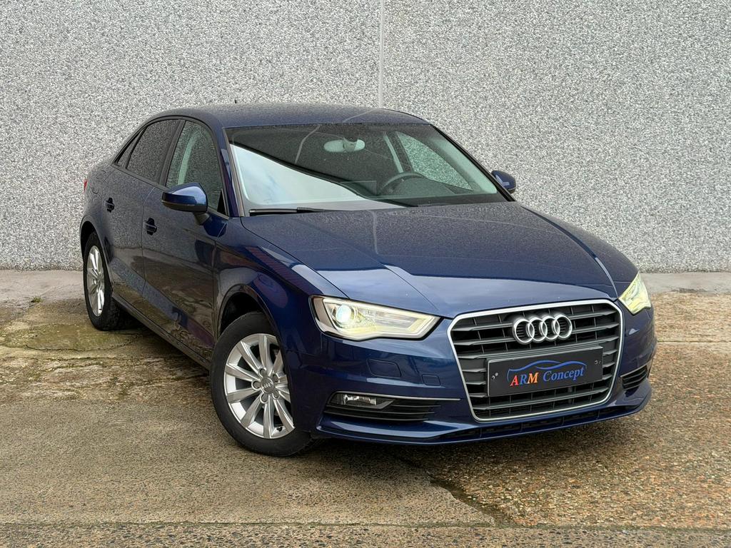 Audi A3 Berline 1.4 TFSI essence 2015 EURO 6 GARANTIE 1 an, Autos, Bluetooth, Achat, Euro 6, Entreprise