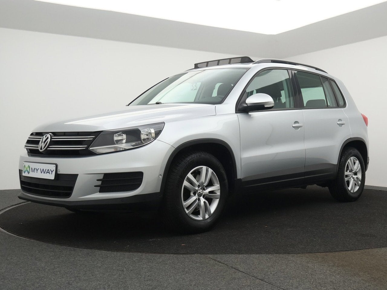 Volkswagen Tiguan Tiguan Trend & Fun 1.4TSI BlueMotion 125PK, Autos, Achat, 149 g/km, Boîte manuelle, https://public.car-pass.be/vhr/b7192b8d-5c22-460a-baae-8e3209e9029a