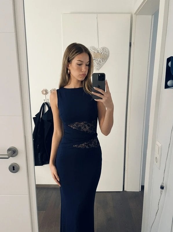 Robe longue élégante bleu marine avec détails dentelle, Enlèvement ou Envoi, Comme neuf, Taille 36 (S)