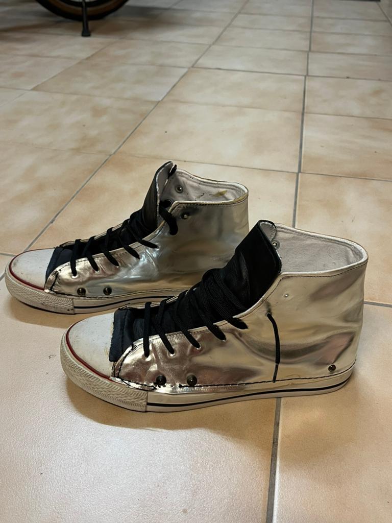 Zilveren sneakers maat 43, Kleding | Dames, Ophalen, Zo goed als nieuw, Sneakers