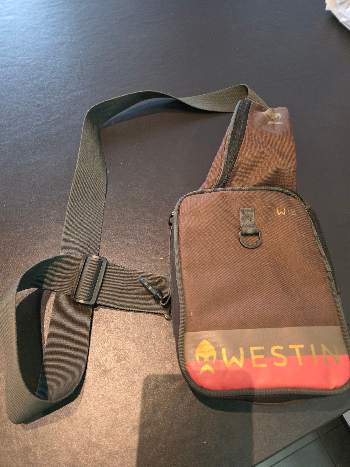 3 WESTIN W3 tassen. sling, frontlader en finesse tas., Ophalen
