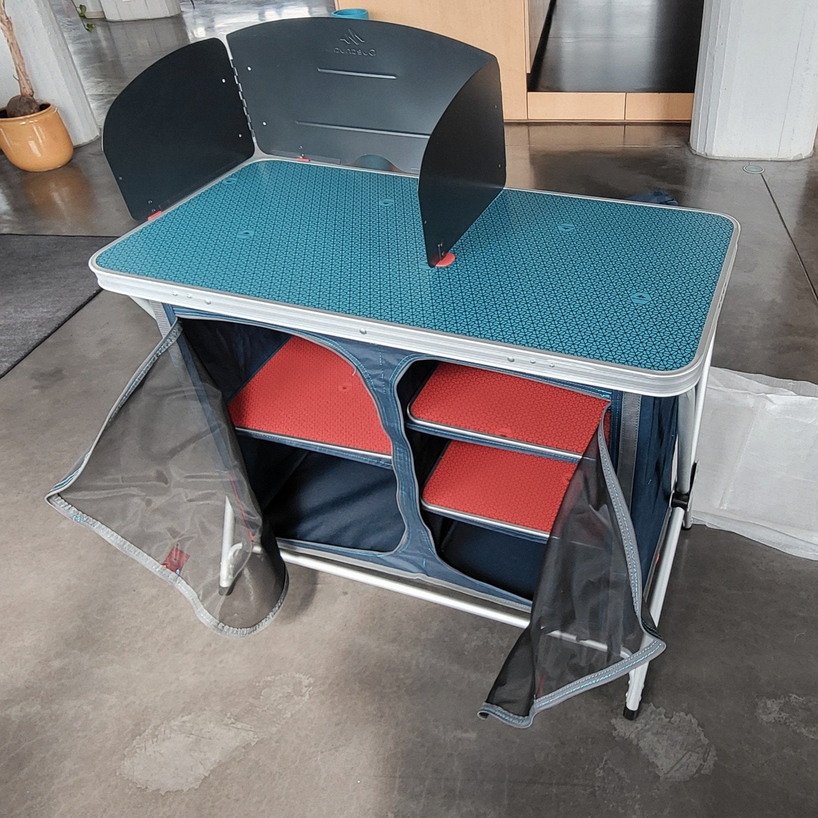 kampeerkeuken kast, Caravans en Kamperen, Kampeermeubelen, Ophalen, Zo goed als nieuw, Campingmeubel-accessoire
