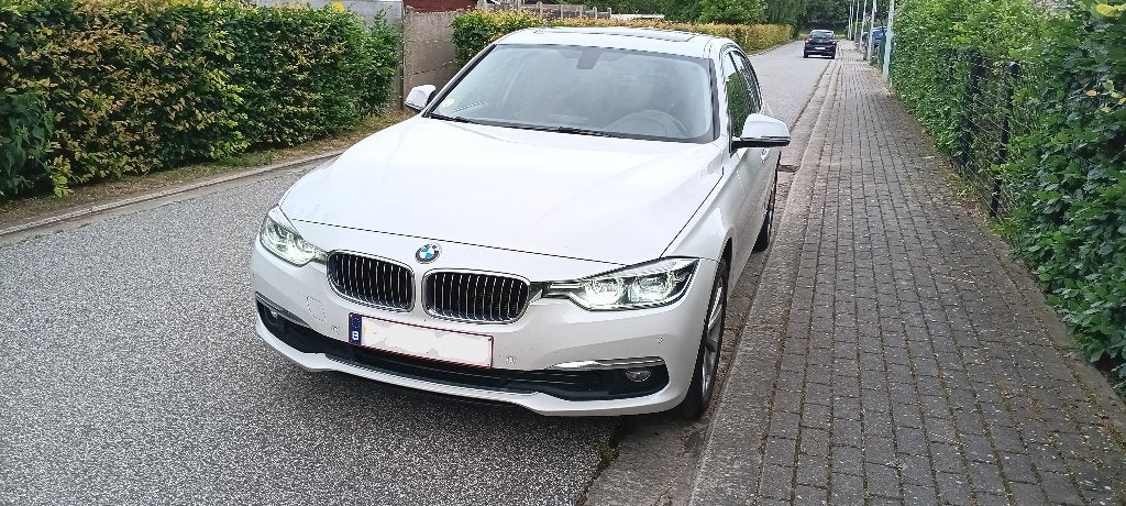 Hele mooie BMW 316d luxury, parelmoer, Auto's, Voorwielaandrijving, 4 deurs, 1995 cc, 2 Reeks