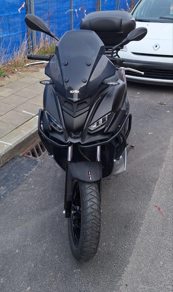 Aprilia SR GT 125, Vélos & Vélomoteurs, Enlèvement
