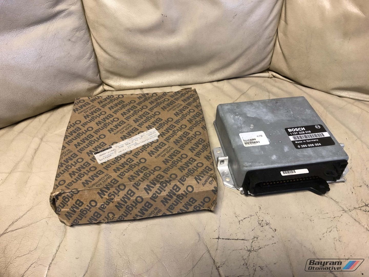 Bmw 750i 850i ecu E32 E31 m70 Bosch 1137328019 motorcomputer, -, Utilisé, -, Enlèvement ou Envoi
