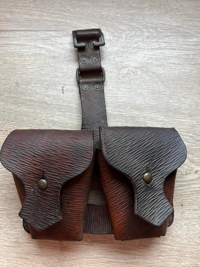 Britse wo1 ammo pouch leder, Enlèvement ou Envoi, Armée de terre, Vêtements ou Chaussures