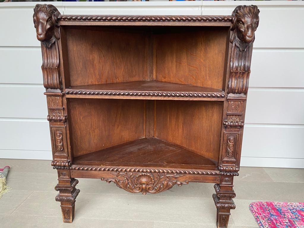 Meuble etagere en coin, Antiquités & Art, Antiquités | Meubles | Armoires, Enlèvement