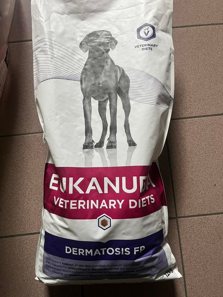 Hondenvoer voor volwassenen hond, Ophalen, Hond
