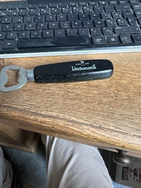 brouwerij Lindemans opener hout, Verzamelen, Ophalen, Gebruikt, Flesopener, Overige merken