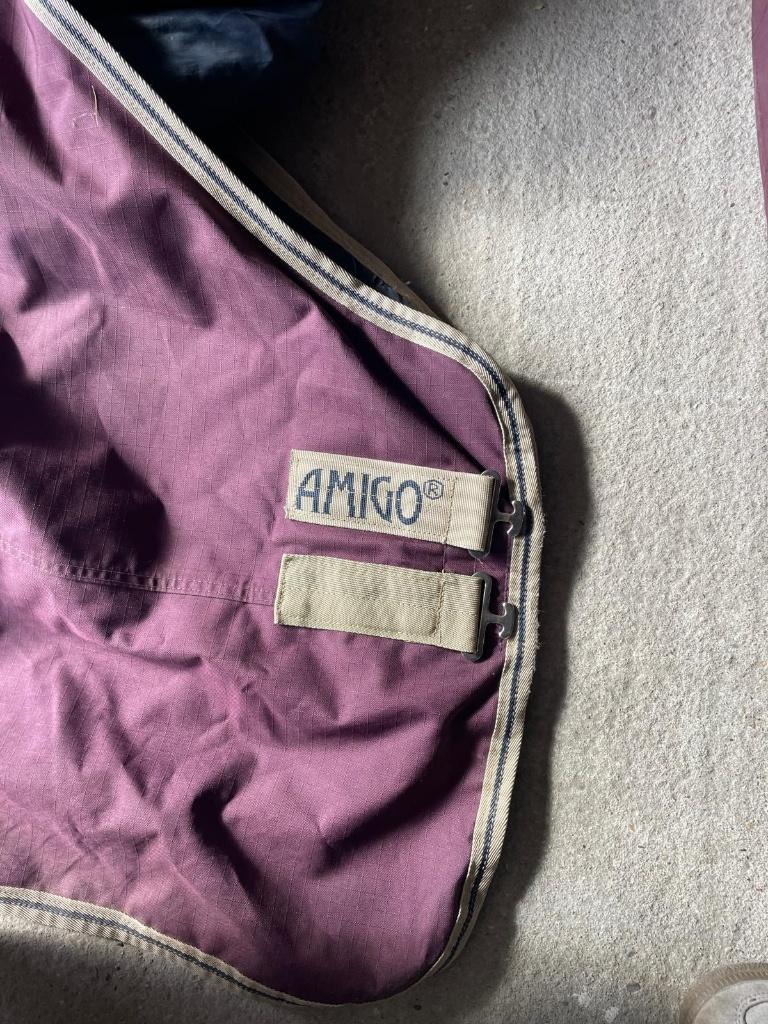 Amigo deken horseware (191cn) 100g met kopstuk, Animaux & Accessoires, Autres accessoires pour animaux, Enlèvement, Utilisé